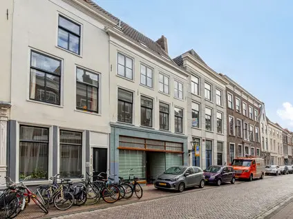 Hogewoerd 102B